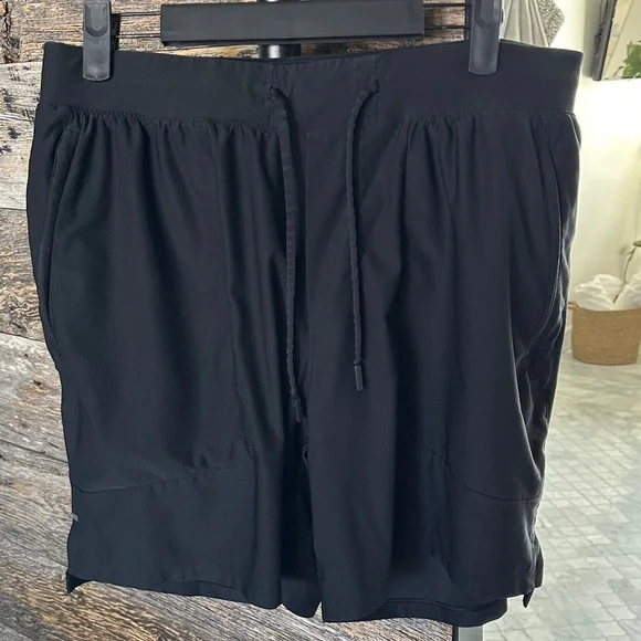 Lululemon License to Train 7β Lined Shorts β Black | Menβs L - Picture 2 of 14